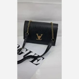 کیف گلسا چرم ورنی بند دوشی سایز 15 در 20