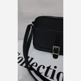 کیف زنانه محیا جنس نانسی خارجی رنگ مشکی ابعاد 20 در 15 سانتی متر دارای بند دوشی