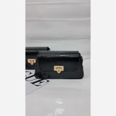 کیف دوشی چرم ورنی مدل آنیا