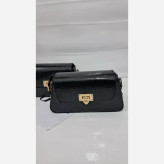 کیف دوشی چرم ورنی مدل آنیا