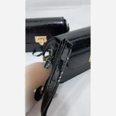 کیف دوشی چرم ورنی مدل آنیا