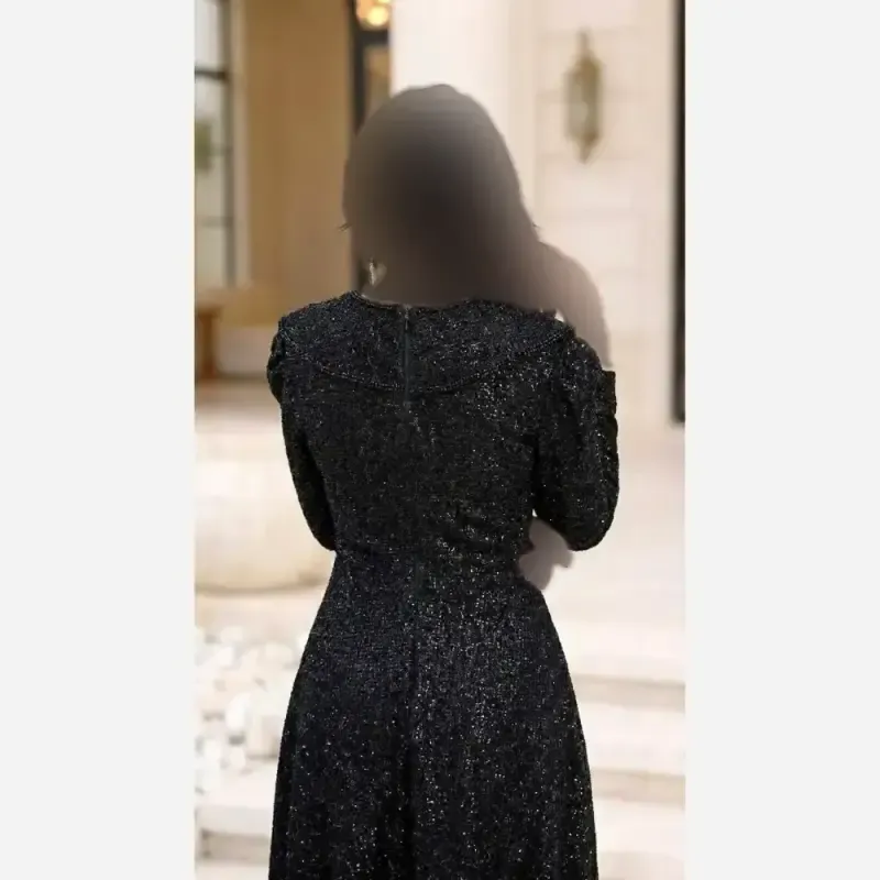 پیراهن مجلسی زنانه گیپور دانتل سنگدوزی مشکی کاپدار قد 155 سایزبندی 40 تا 52