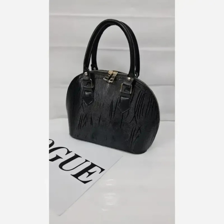 کیف مجلسی چرم ورنی sona سایز 20 در 15 با بند دوشی