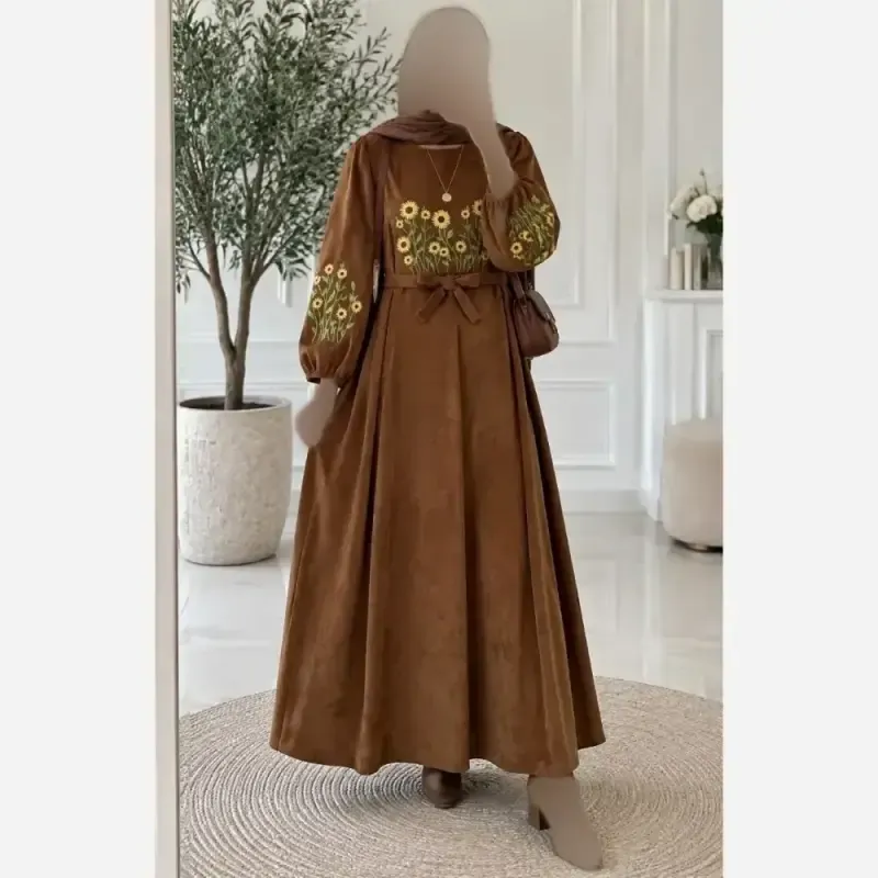 کفتان گلدوزی پاییزه مخمل کبریتی ریز فری سایز قد 140