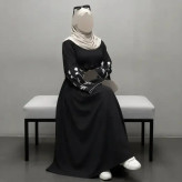پیراهن عبایی گلدوزی شده طرح گل لاله جنس الیزه مشکی فری سایز