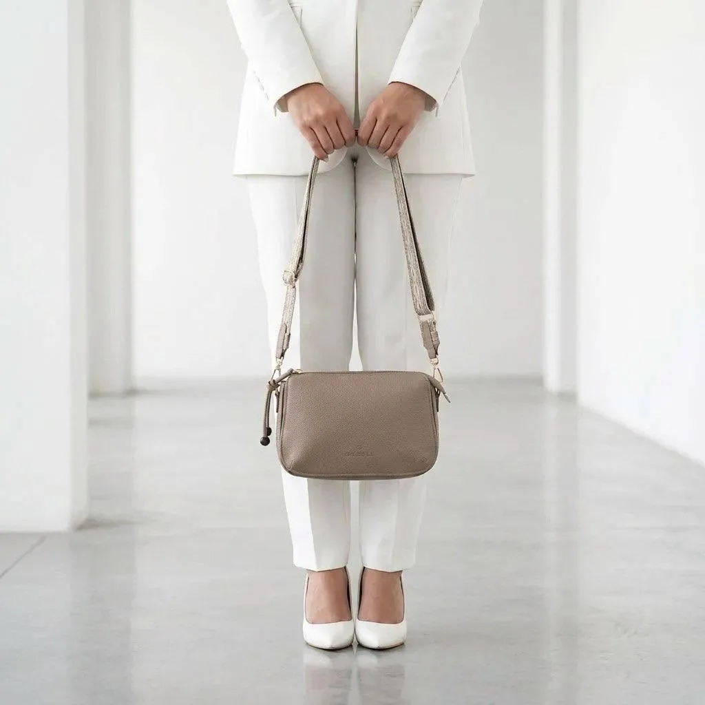 کیف پاسپورتی زنانه چرم مصنوعی روزمره و مجلسی بند بلند