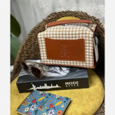 کیف زنانه Moschino جنس فوتر ابعاد 15 در 21 سانتیمتر