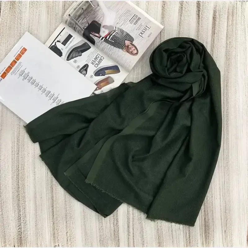 شال مخمل کبریتی لمه دار قهوه ای سبز فری سایز عرض 71 طول 200