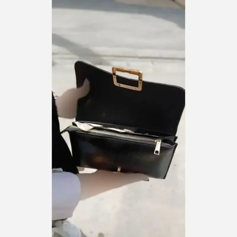 کیف دوشی زنانه چرم مشکی مدل zemo سایز 22 در 15 سانتیمتر