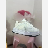 کفش کتانی زنانه مدل چنل رویه وارداتی رنگ سفید پاشنه 5 سانتی سایز 39 و 40